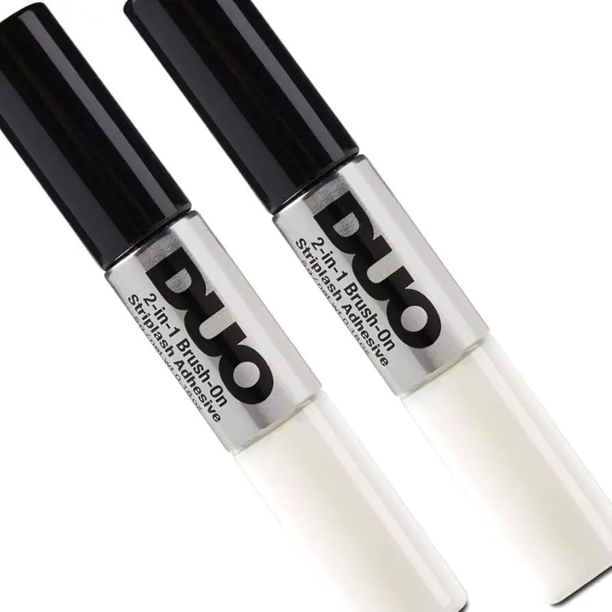 DUO 2-IN-1 BRUSH-ON STRIPLASH ADHESIVE 0.18 OZ