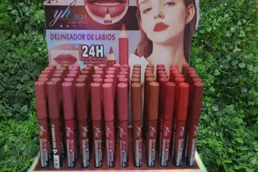[6903072457922] YH BEJA DELINEADOR DE LABIOS VELVET COLOR